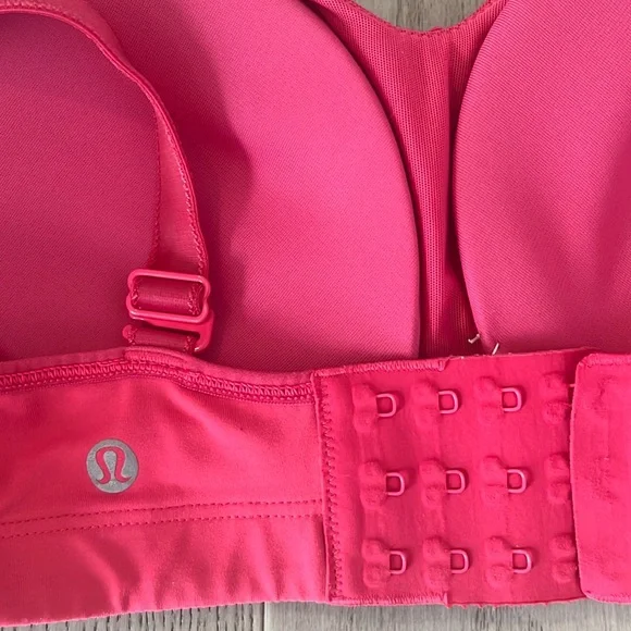 Lululemon Pink Sports Bra 34C - Picture 4 of 5